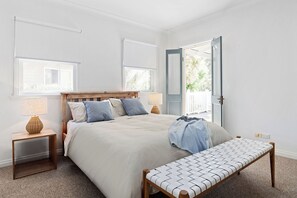 5 chambres, fer et planche à repasser, Wi-Fi, draps fournis