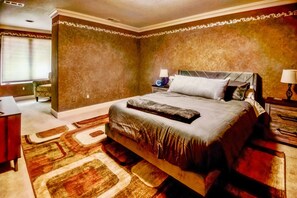 Villa, 5 Bedrooms | 5 bedrooms, laptop workspace, free WiFi