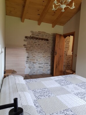 2 habitaciones, wifi y ropa de cama 