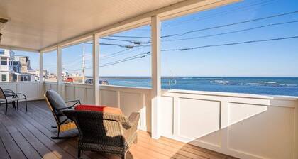 Oceanfront - Front Porch - Back Deck - Kitchen