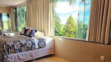 1 habitación, escritorio, wifi gratis y ropa de cama