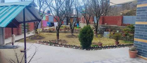 Phòng Suite Royal, quang cảnh sân vườn | Hiên