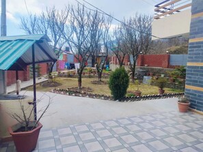 Royal Suite, Courtyard View | Terrace/patio