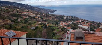 Sea View Andrade House Cosy House with a nice view to the sea and mountains