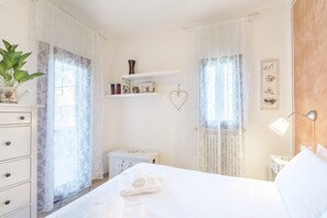 熨斗/熨衣板、免费 WiFi、床单