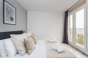 Apartment | 1 bedroom, iron/ironing board, free WiFi - Magnifique Appartement au  d'El Mouradia (Algiers)