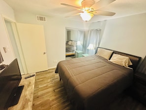 2 Schlafzimmer, Bügeleisen/Bügelbrett, WLAN, Bettwäsche