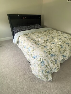 4 Schlafzimmer, Bügeleisen/Bügelbrett, WLAN, Bettwäsche