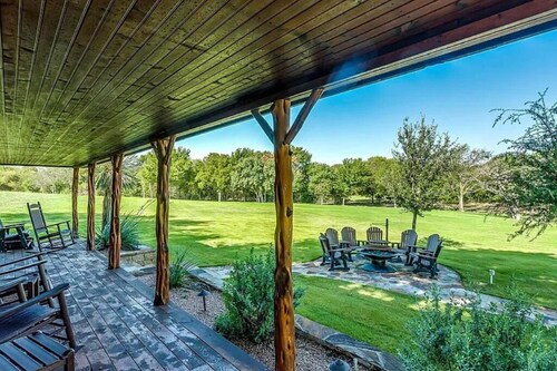 Secluded Cabin in Weatherford, TX