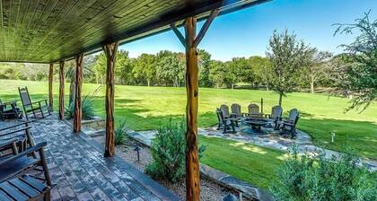 Secluded Cabin in Weatherford, TX