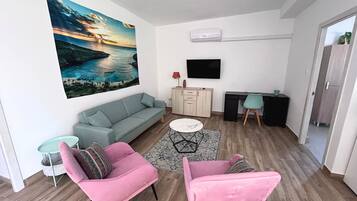 Apartamento, 2 habitaciones, fumadores, balcón | Sala de estar