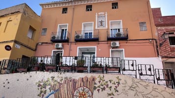 Apartment, 2 Bedrooms, Smoking, Balcony | Exterior
