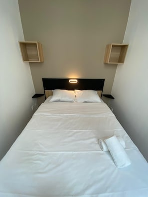 1 chambre, fer et planche Ă repasser, accĂšs Internet, draps fournis