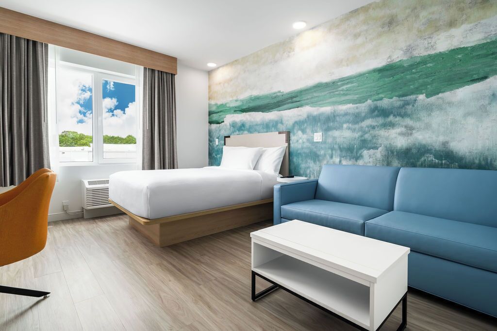 Standard Suite, 1 Queen Bed with Sofa bed, Non Smoking, Kitchen | 1 bedroom, premium bedding, desk, laptop workspace