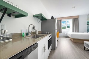 Private kitchen - YourSpace Hotels Chesapeake (Chesapeake)