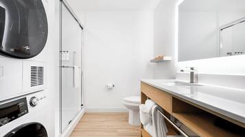Standard Suite, 1 Queen Bed with Sofa bed, Non Smoking, Kitchen | Bathroom | Shower, eco-friendly toiletries, hair dryer, towels