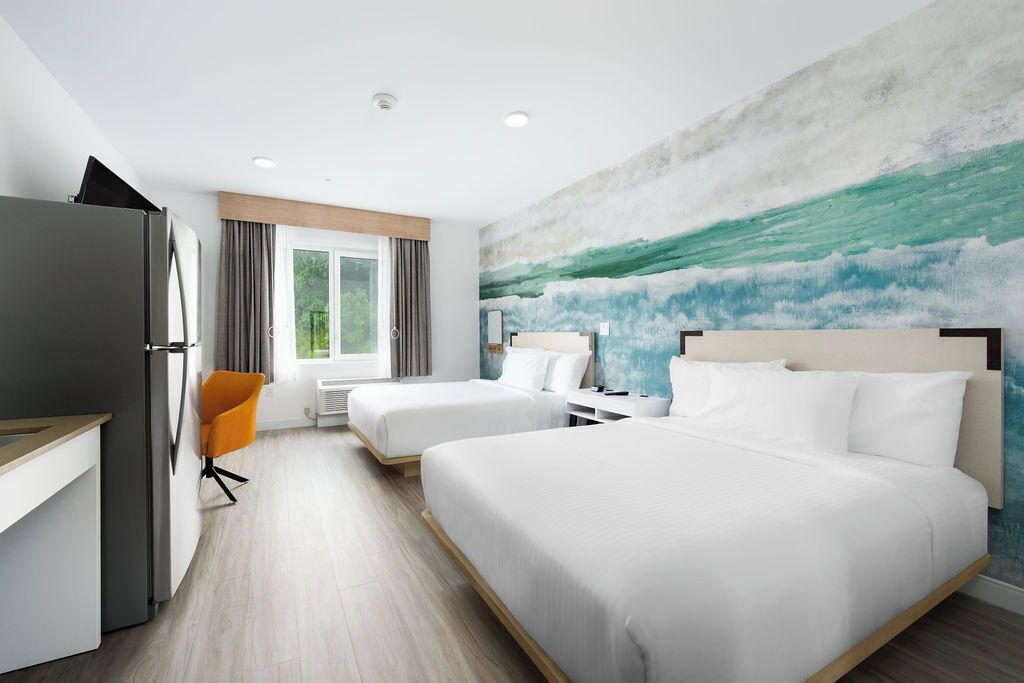 Standard Suite, Multiple Beds, Non Smoking, Kitchen | 1 bedroom, premium bedding, desk, laptop workspace