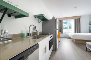 Standard Suite, 1 Queen Bed with Sofa bed, Non Smoking, Kitchen | Private kitchen | Full-size fridge, microwave, oven, stovetop - YourSpace Hotels Chesapeake (Chesapeake)