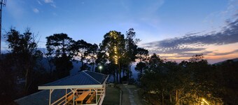 Couple and family friendly eco resort Near Shimla in Kandaghat