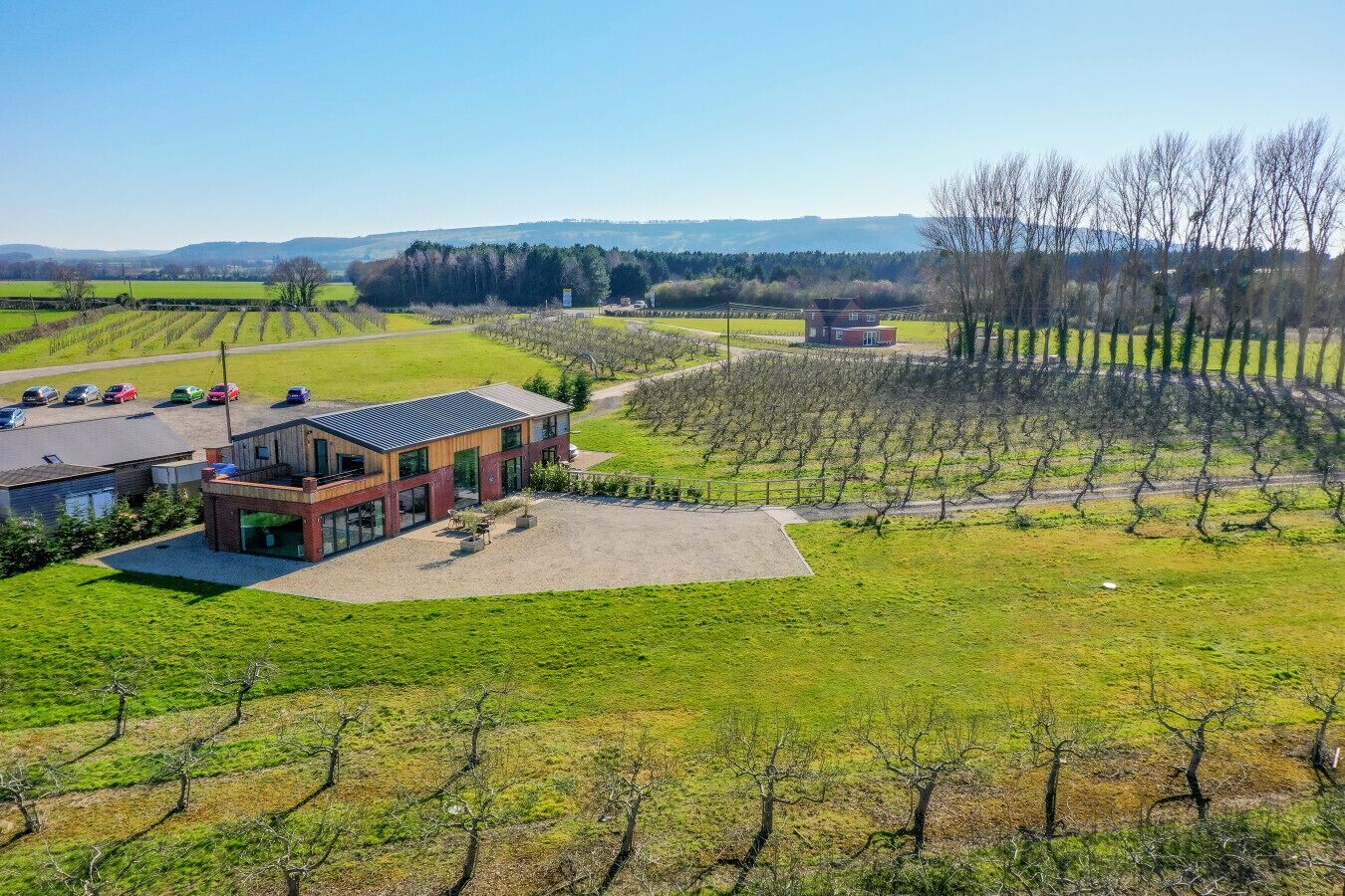 المنشأة من الخارج