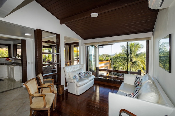 Villa Deluxe | Vardagsrum