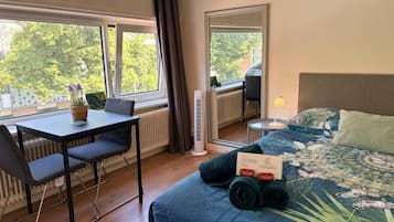 1 bedroom, iron/ironing board, free WiFi, bed sheets
