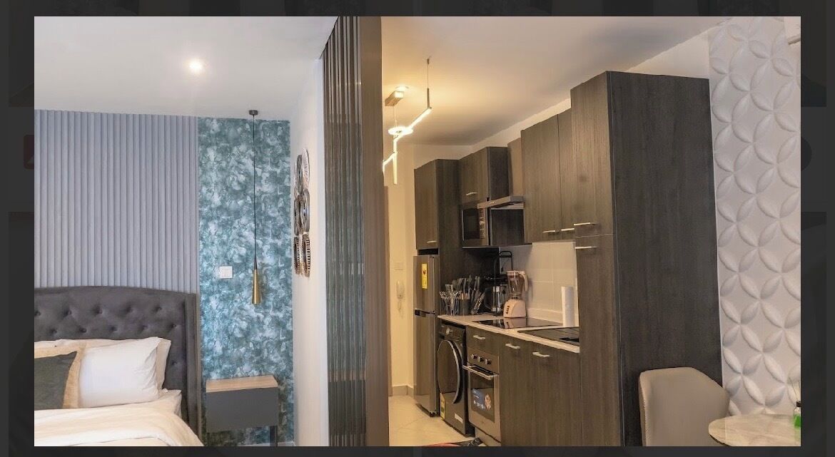 Deluxe Studio Suite | Private kitchen