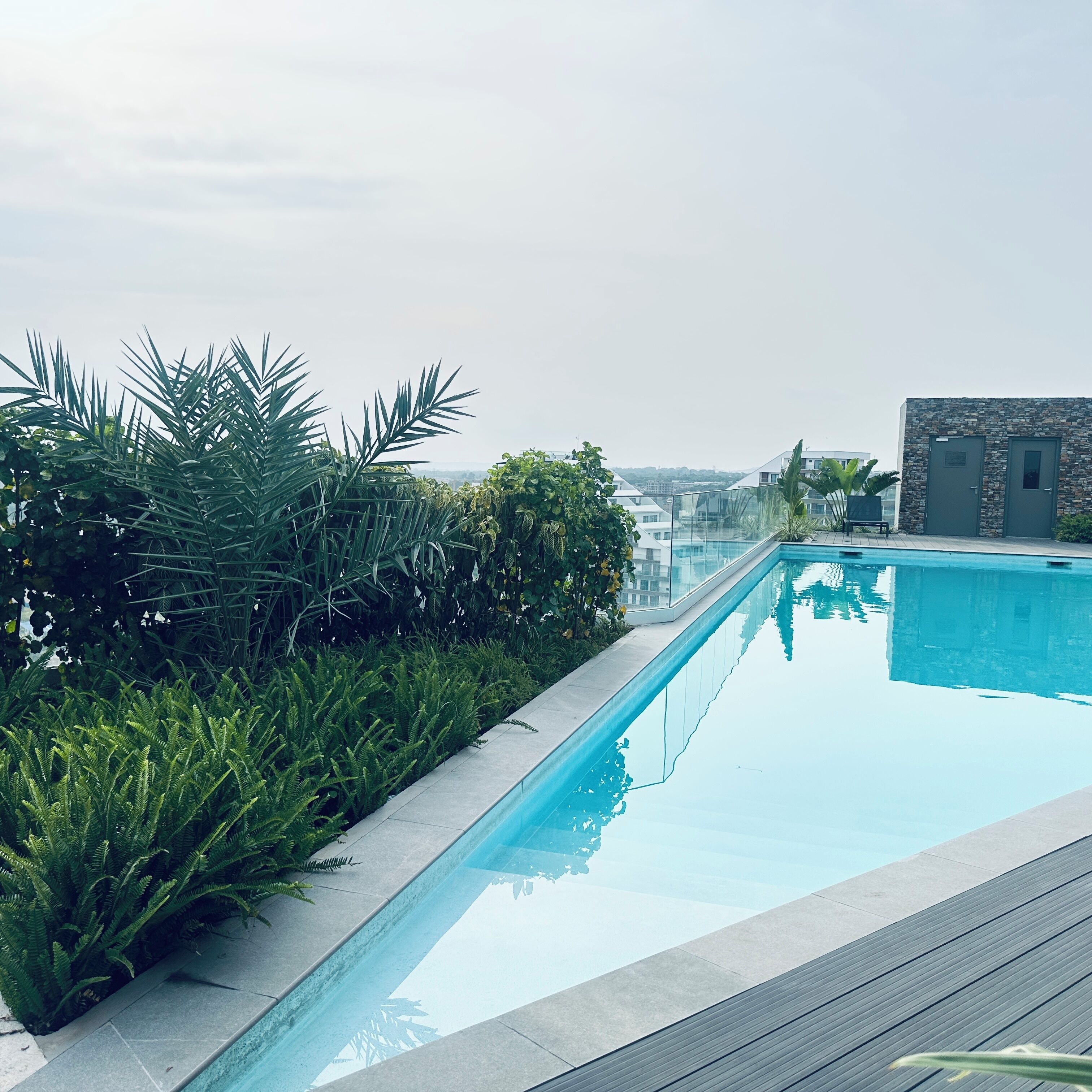 2 Innenpools, 2 Außenpools