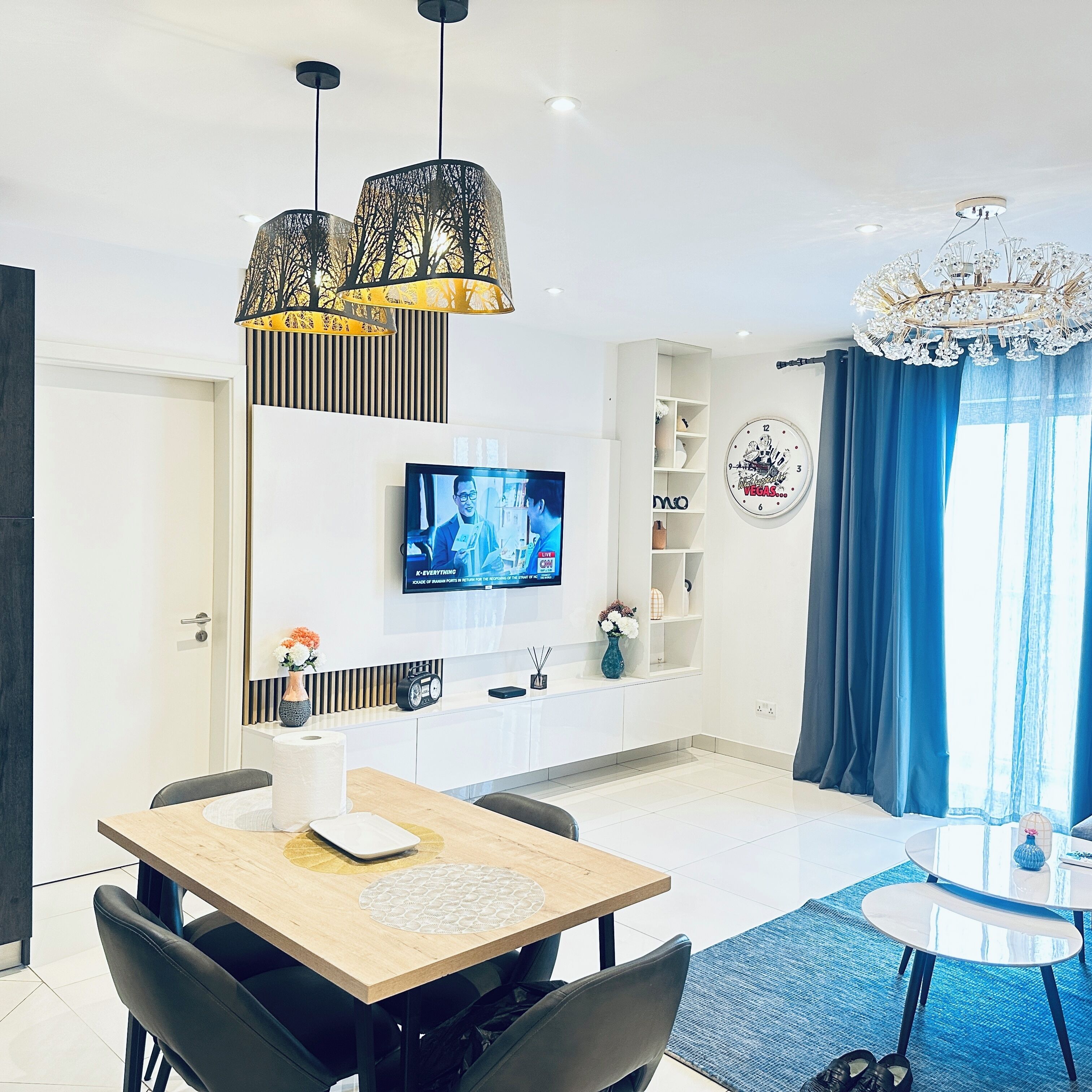 Standard Apartment, 2 Bedrooms, Balcony | Dining