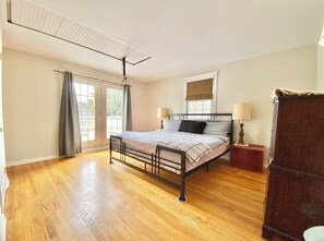 5 chambres, fer et planche à repasser, Wi-Fi, draps fournis