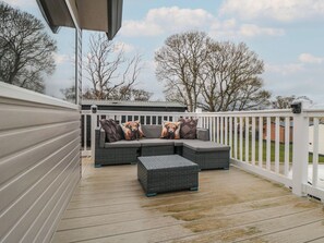 Terrace/patio - Meadow View (Morpeth)