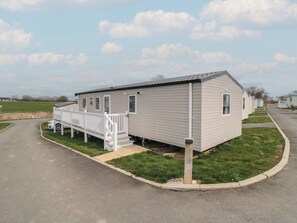 Exterior - Meadow View (Morpeth)