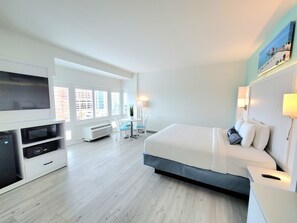 Premium Room, 1 King Bed, Non Smoking, City View | In-room safe, desk, laptop workspace, blackout drapes - ChartHouse Clearwater Beach Marina Hotel (Clearwater Beach)