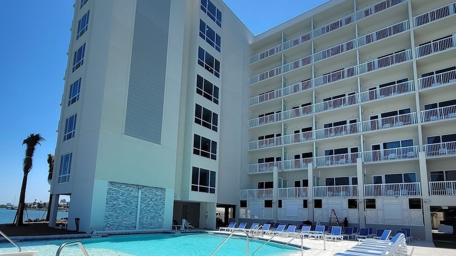 ChartHouse Clearwater Beach Marina Hotel