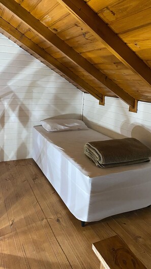 Free WiFi, bed sheets - Chalés dos Pássaros (Gramado)