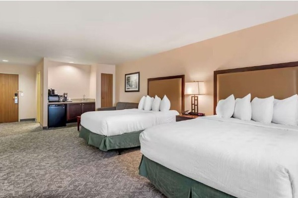 Settle into a roomy suite with beds and handy kitchenette.