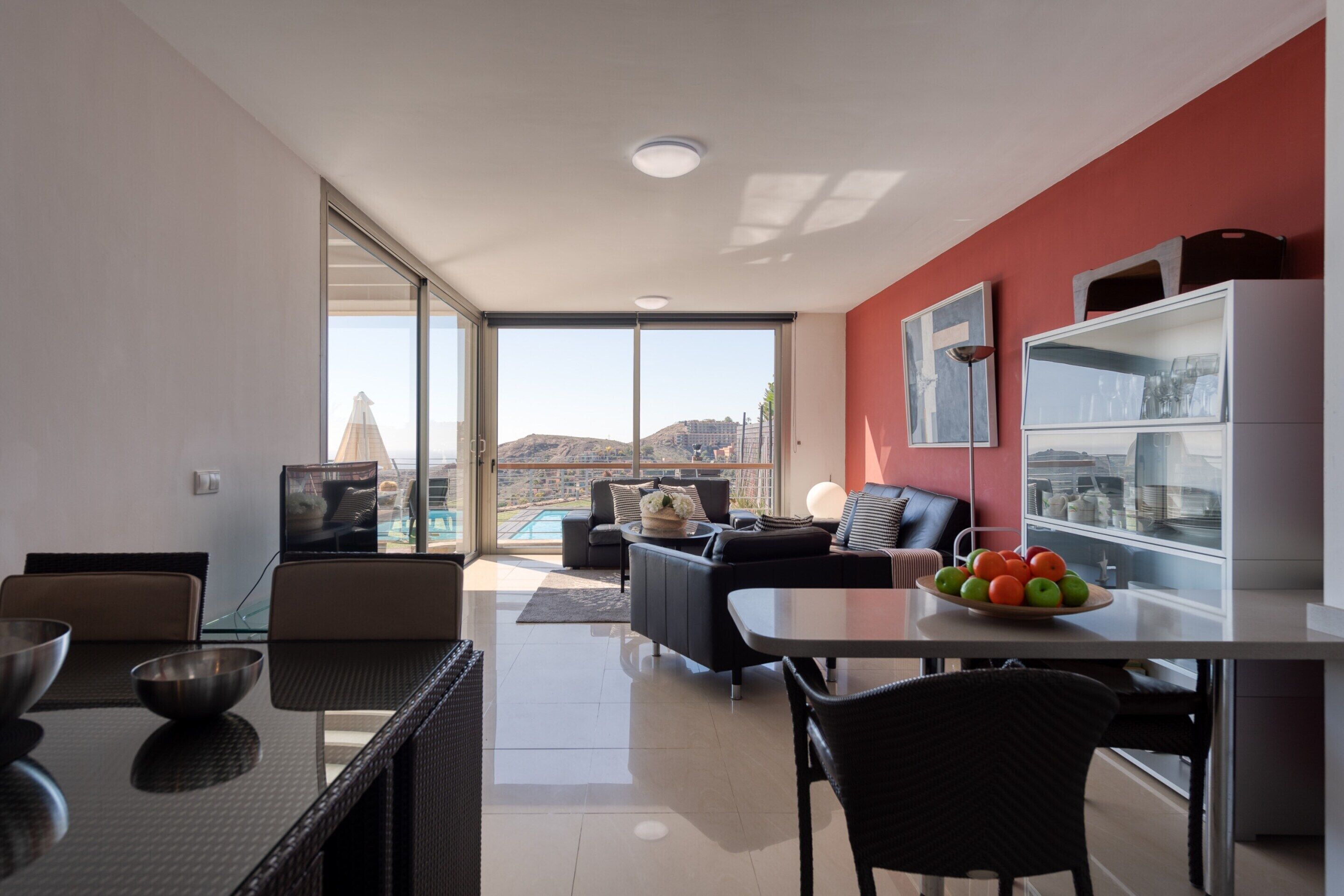 Villa | Dining