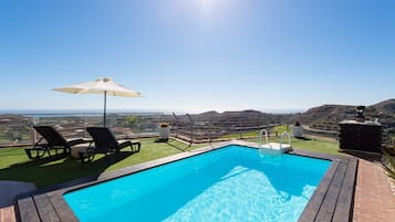 Vila | Piscina | Piscina externa