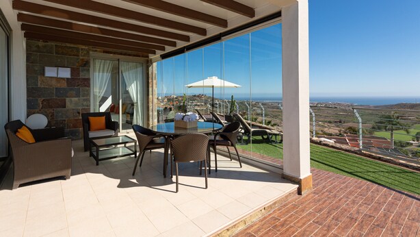 Villa | Outdoor dining - Lavish Villa Near Maspalomas Beach (San Bartolomé de Tirajana)