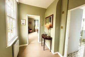 Luxury Double Room | Hallway