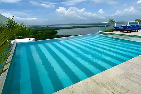 Apartment | Pool | 2 outdoor pools