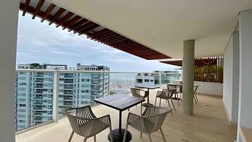 Appartement | Buiten dineren