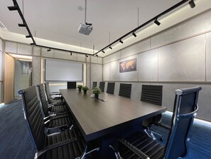 Meeting facility - Agile Residence TRX by Isabella (Kuala Lumpur)