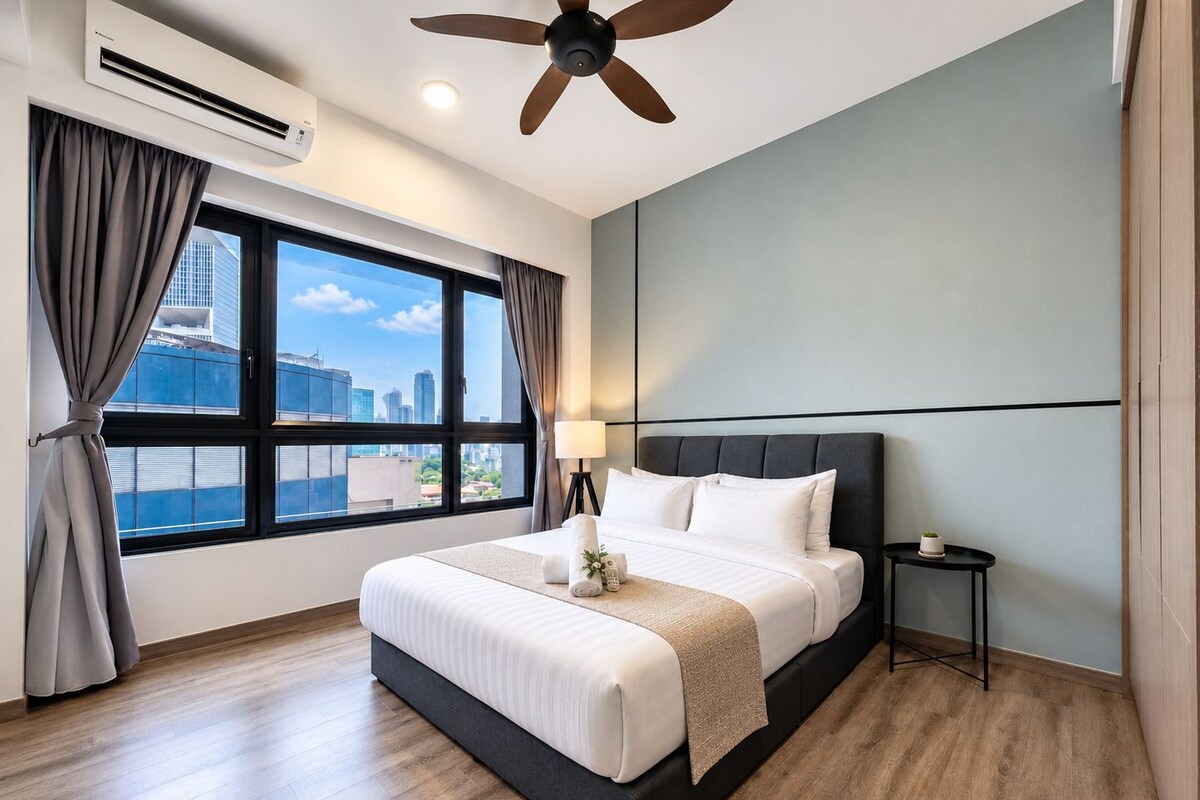 Apartamento económico | Escritorio y espacio para trabajar con un portátil