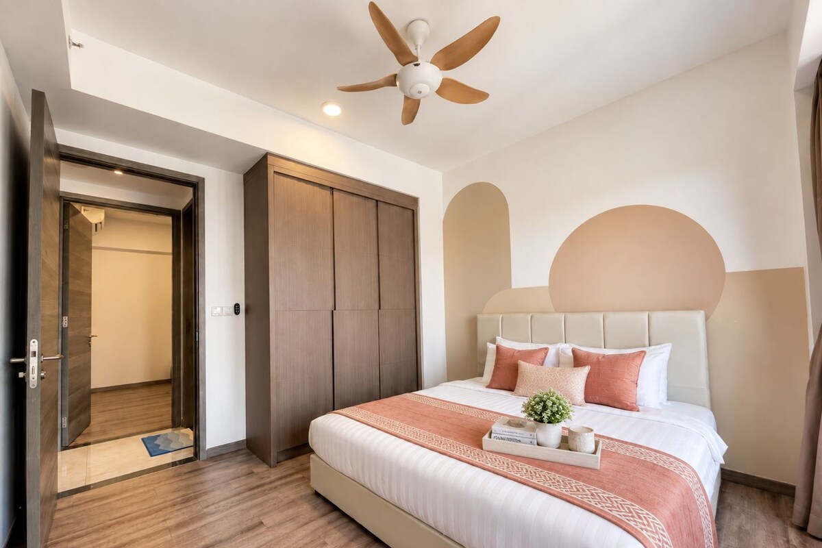 Apartamento sênior | Escrivaninha, espaço de trabalho para notebook