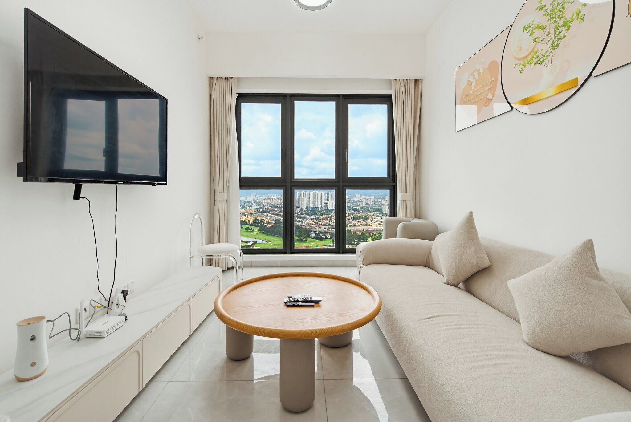 43-inch Smart TV with cable channels, Netflix, streaming services