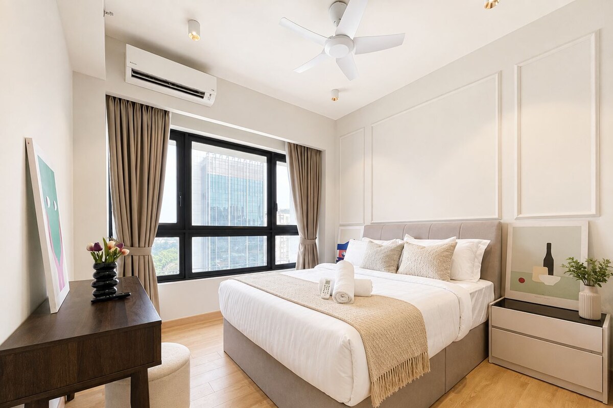 Apartamento Grand | Escritorio y espacio para trabajar con un portátil