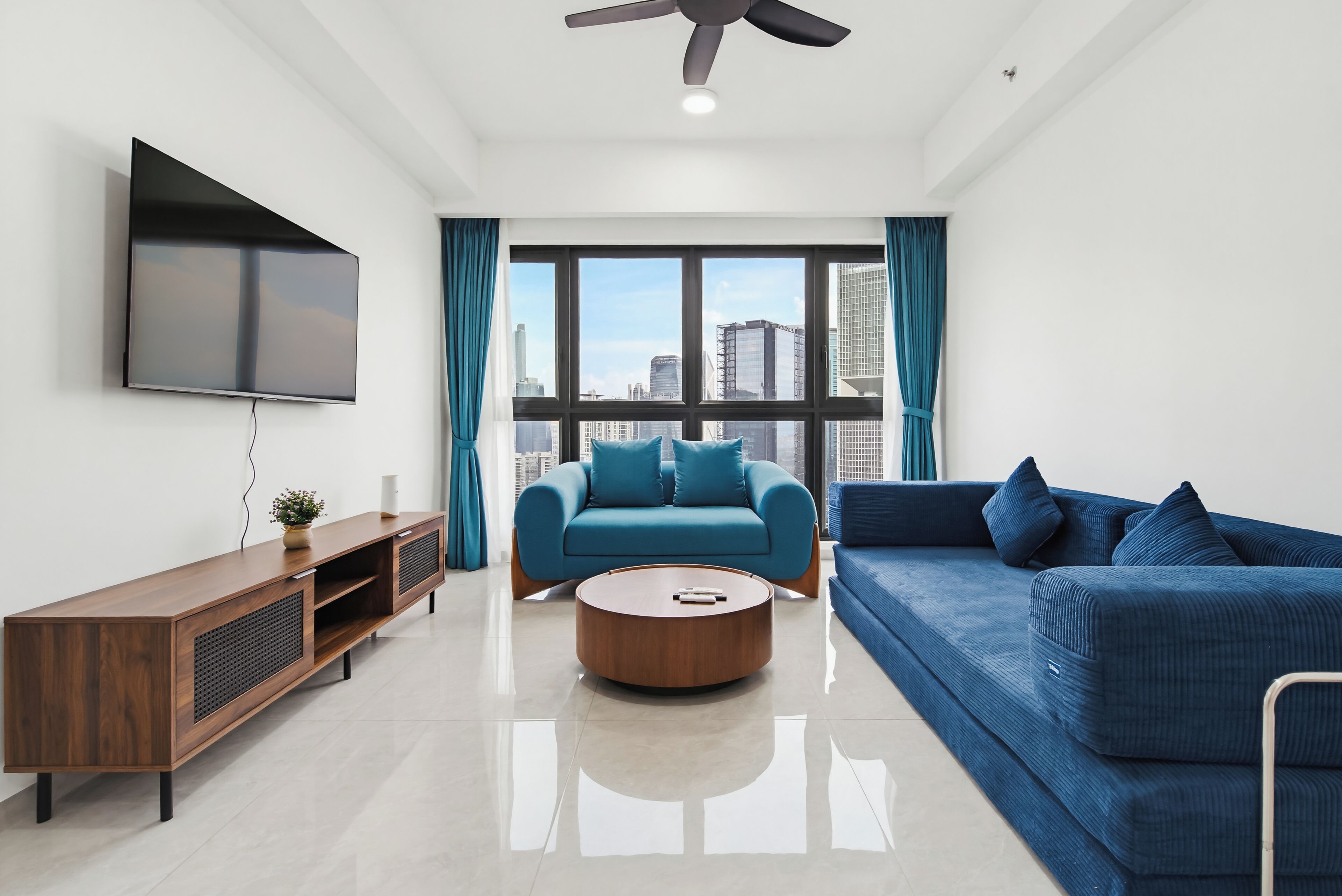 43-inch Smart TV with cable channels, Netflix, streaming services