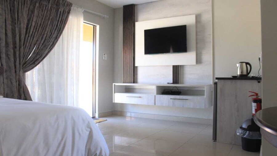 Aza Guesthouse