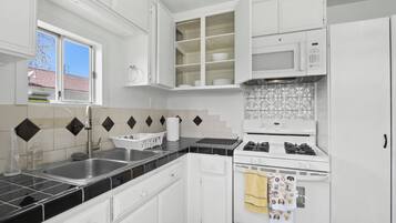 Microwave, oven, stovetop, dishwasher